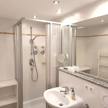 Apartmán 2-raum Bergheimat - Hallenbad & Sauna *